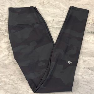 Alo Camo Leggings